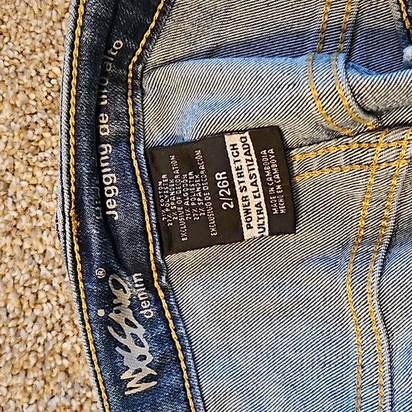 Mossimo Jeans - Picture 2 of 3